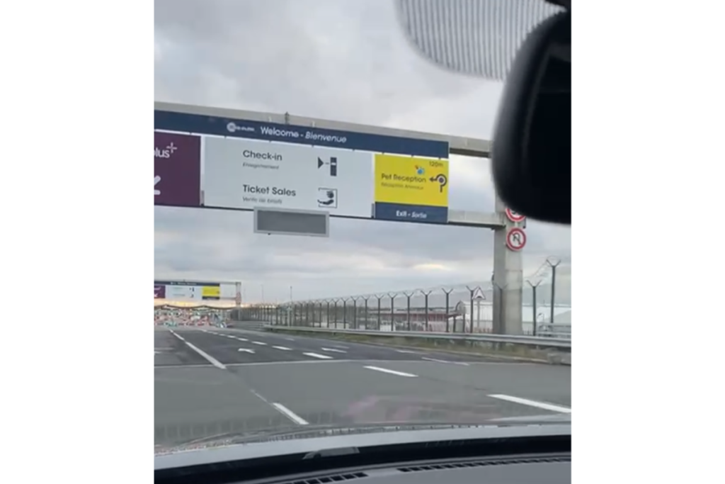 follow the signs to the eurotunnel checkin